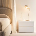 Komodina white style